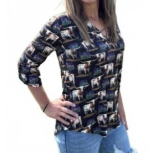 NEW STERLING KREEK heart of texas quarter sleeves top in blue multi